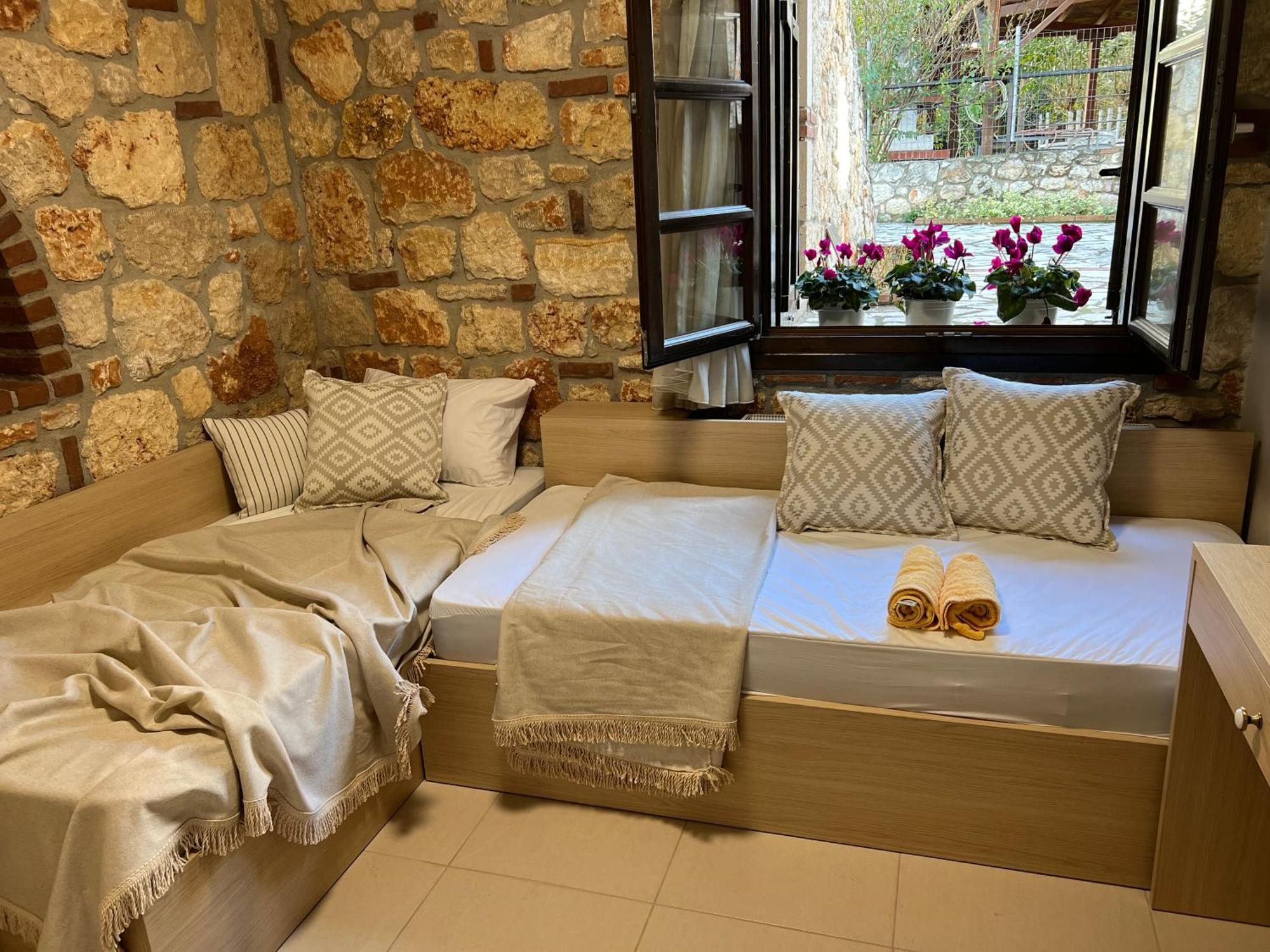Boutique Stone House Vendégház Pszakúdia Kültér fotó