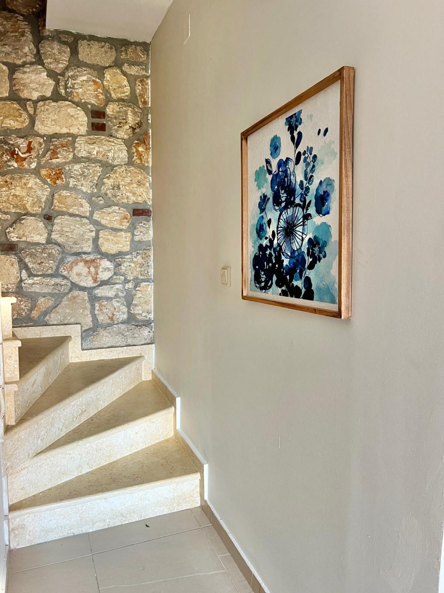 Boutique Stone House Vendégház Pszakúdia Kültér fotó