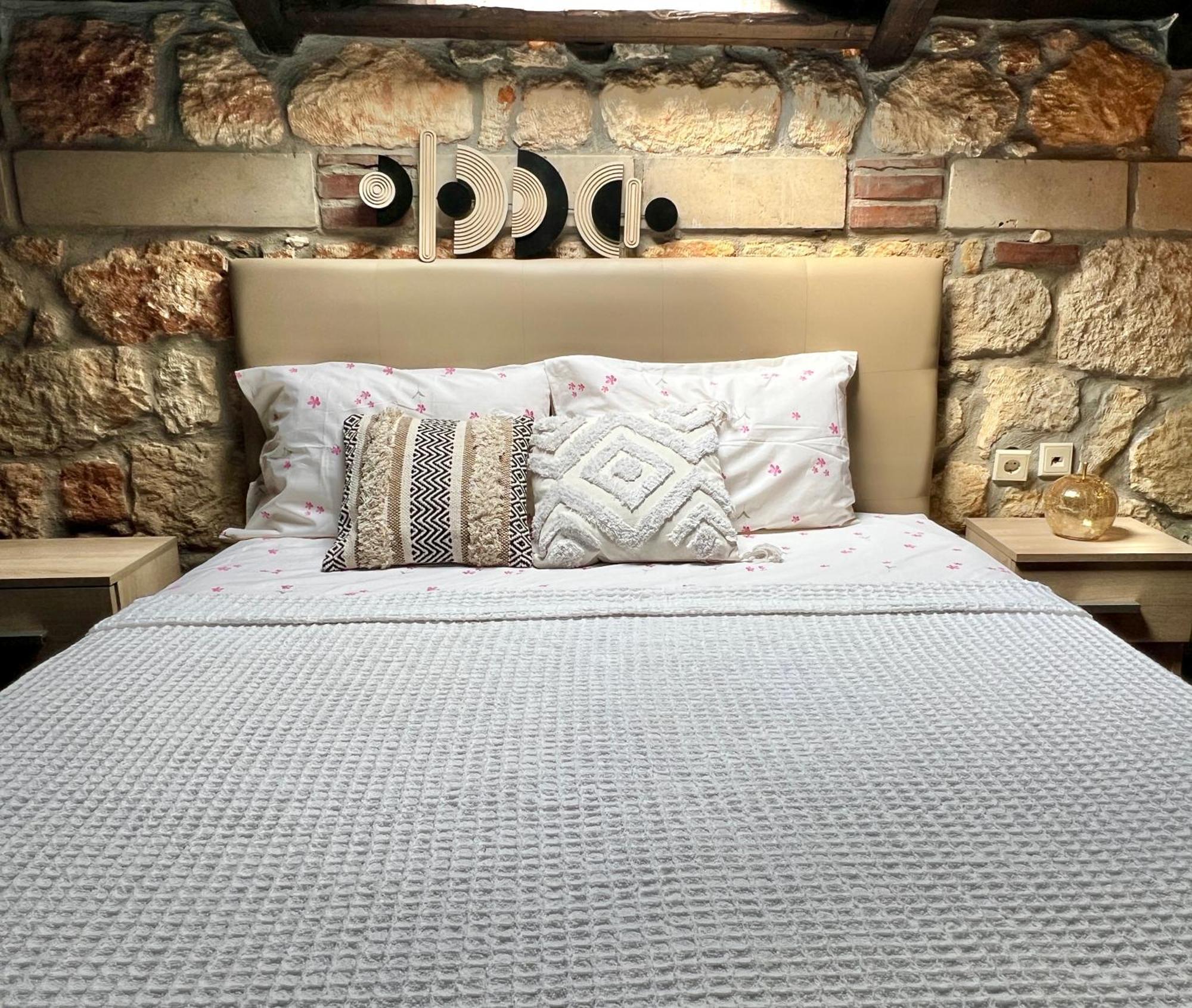 Boutique Stone House Vendégház Pszakúdia Kültér fotó