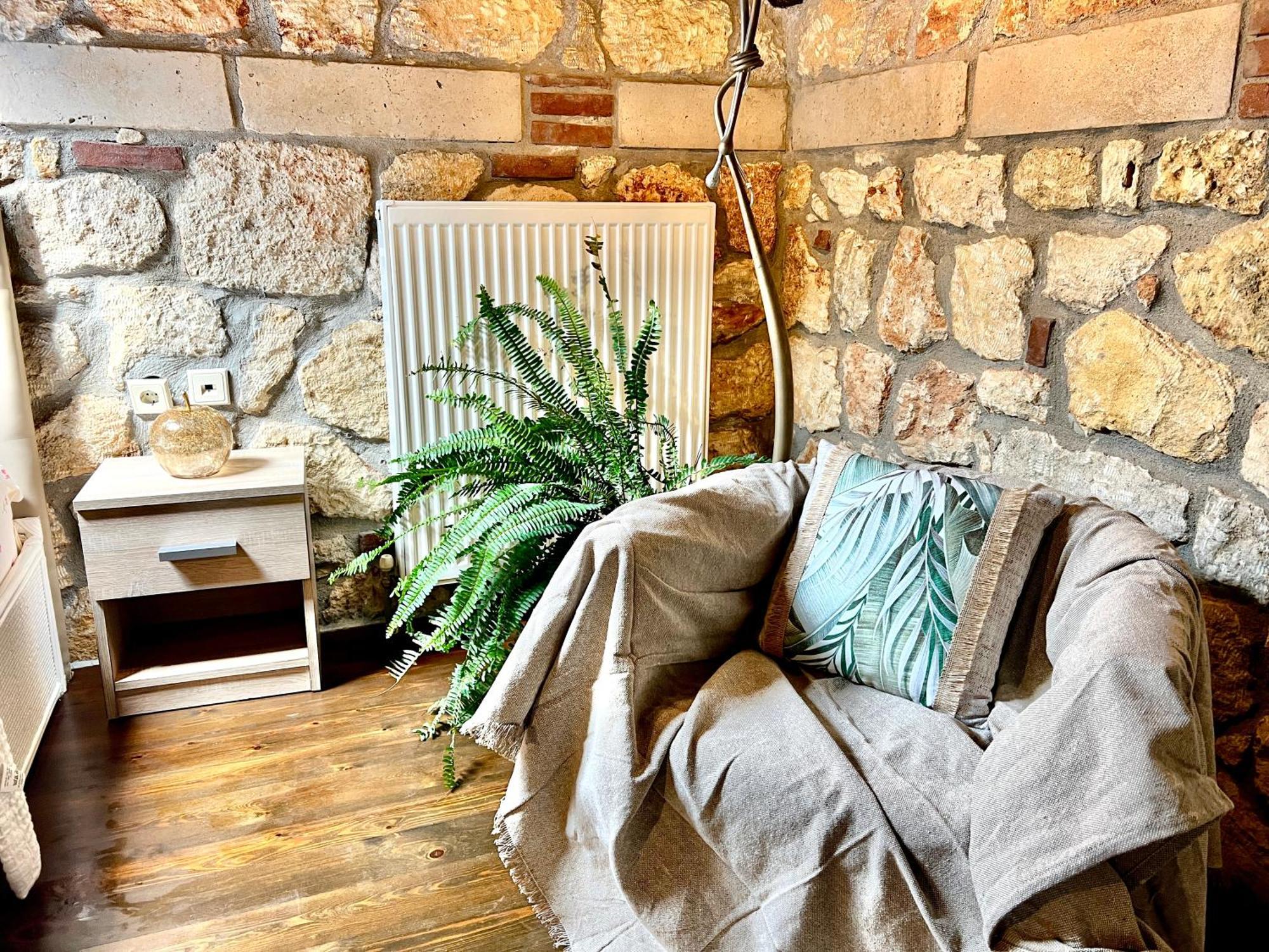 Boutique Stone House Vendégház Pszakúdia Kültér fotó
